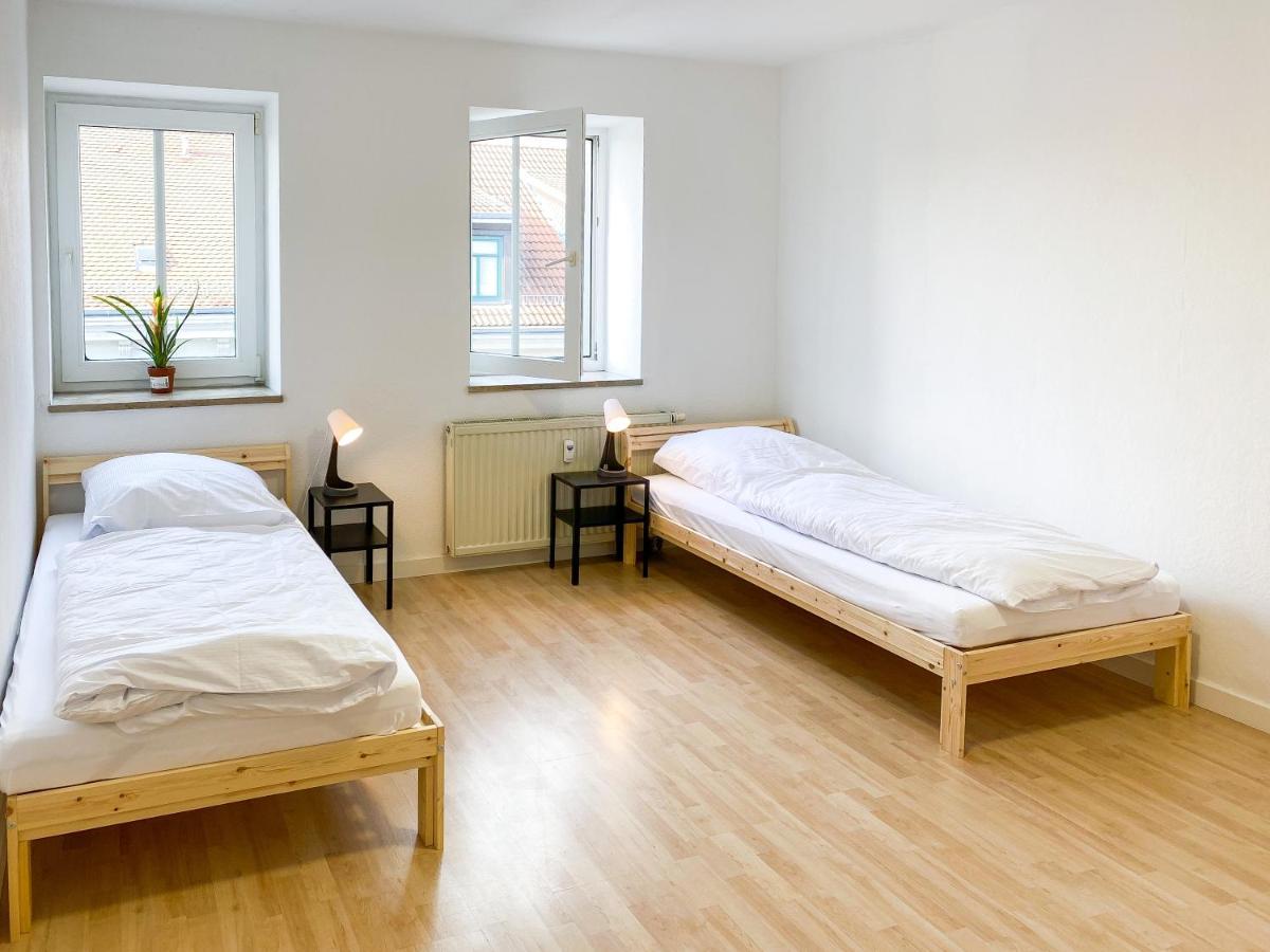 Suiteable Living- Große Und Helle - 6 Betten